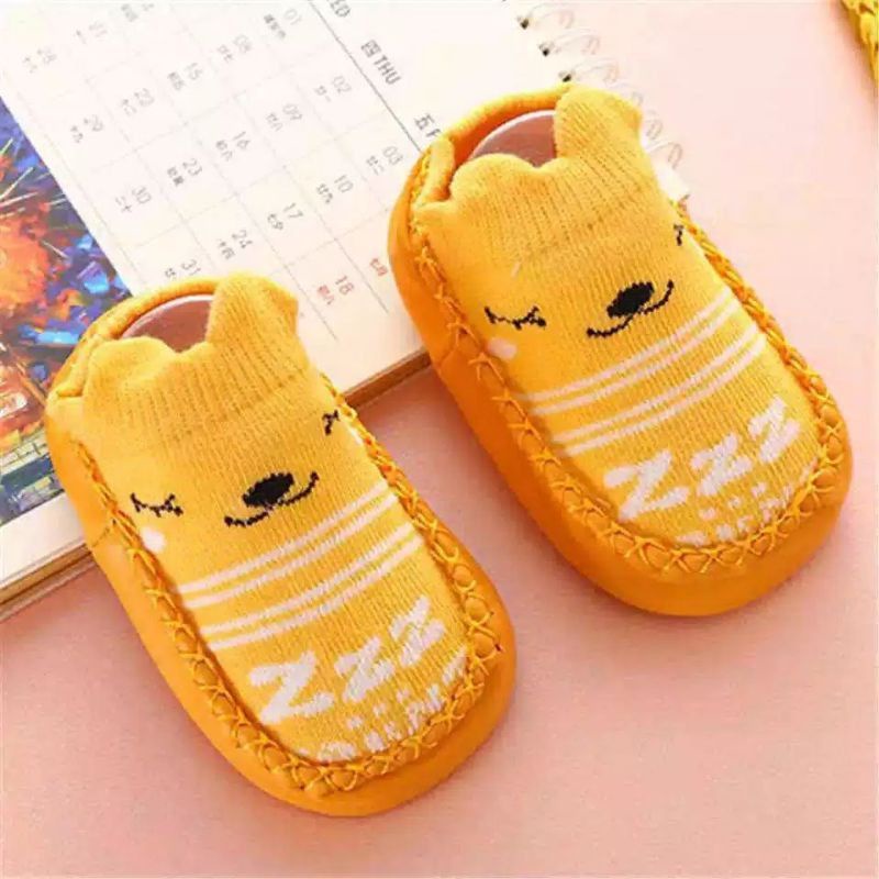 Medan Termurah/Sepatu Baby Import anti Slip/Kaos kaki sepatu baby import