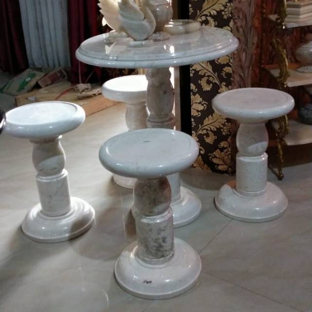 Meja teras batu marmer