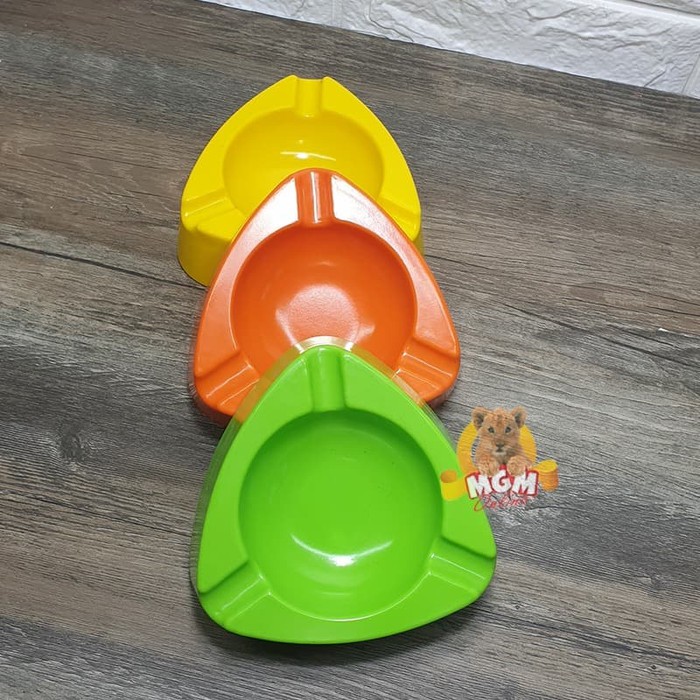 Asbak Melamine Segi3 ukuran 11CM Ashtray Asbak puntung