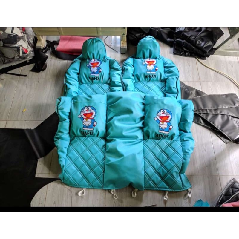 sarung jok model sofa karakter