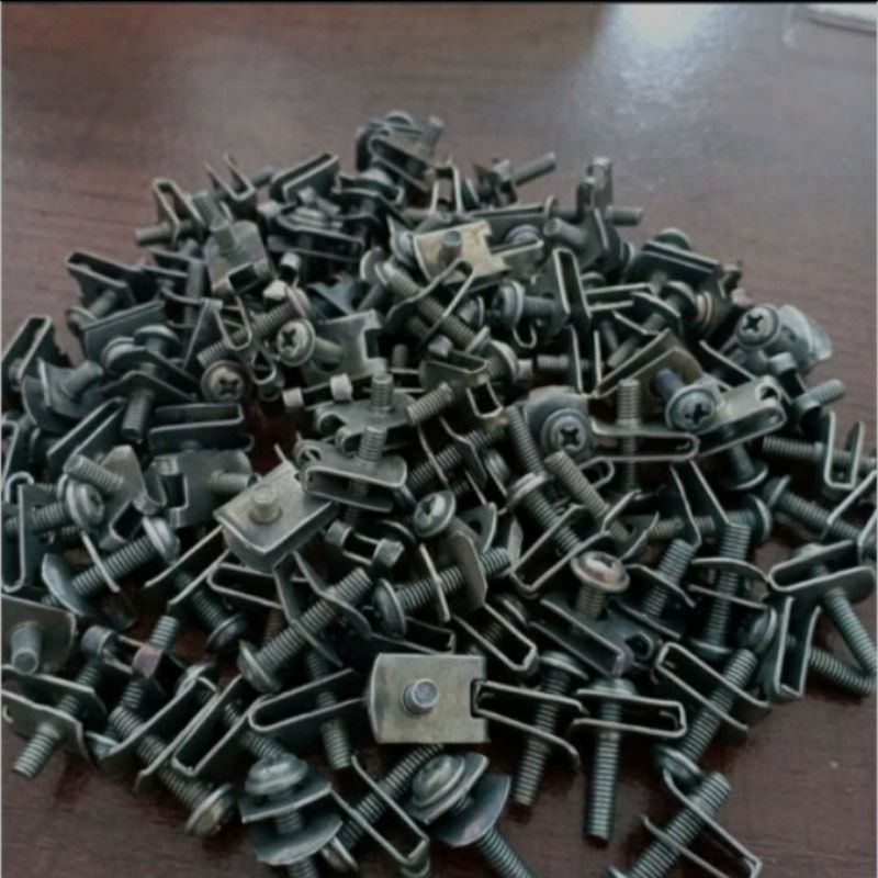 Baut klip batok honda supra/ karisma 4m