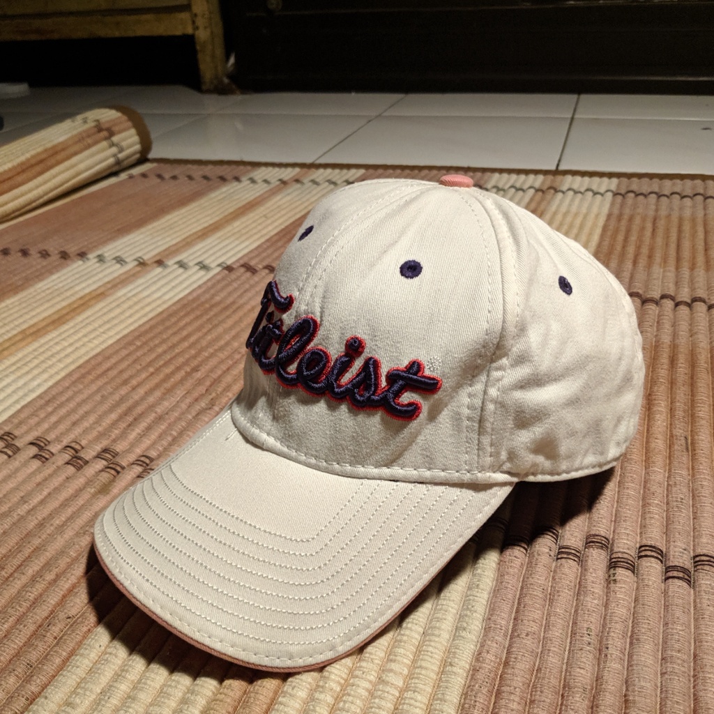 Topi Golf TITLEIST New Era Golf Cap White Original Second Preloved