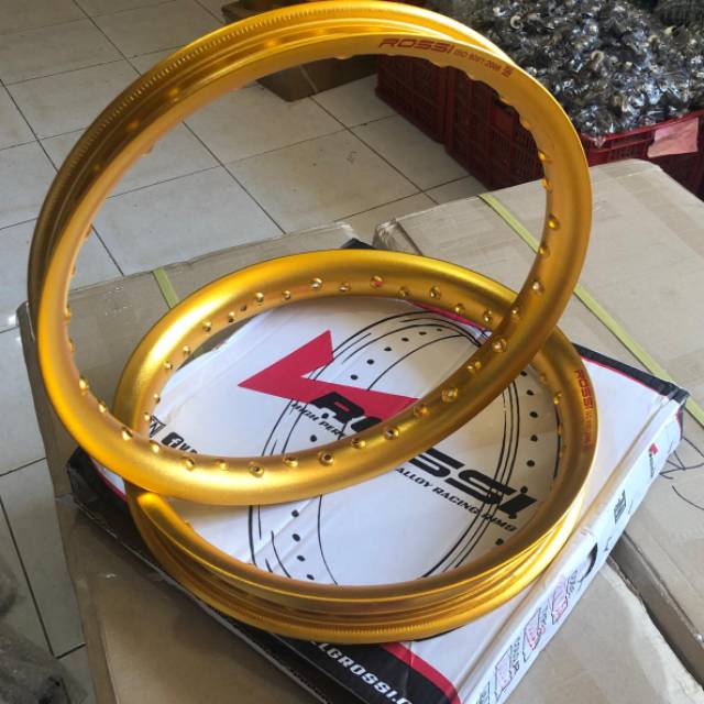 Velg Rosi Type U Shape 160/185 Gold Ring 17