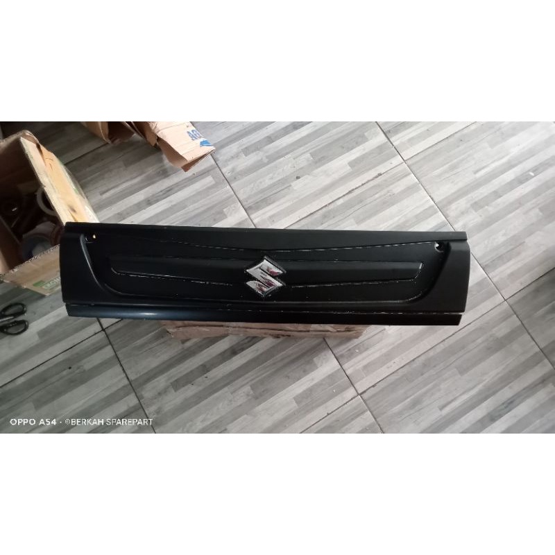 gril carry futura original