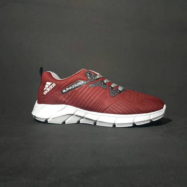 sepatu runing