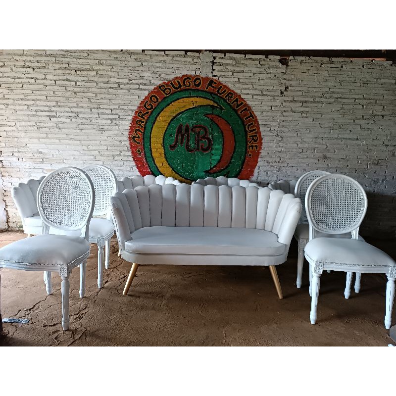 kursi pelaminan kerang / kursi pelaminan lesti / kursi pelaminan murah / kursi pelaminan retro / kur