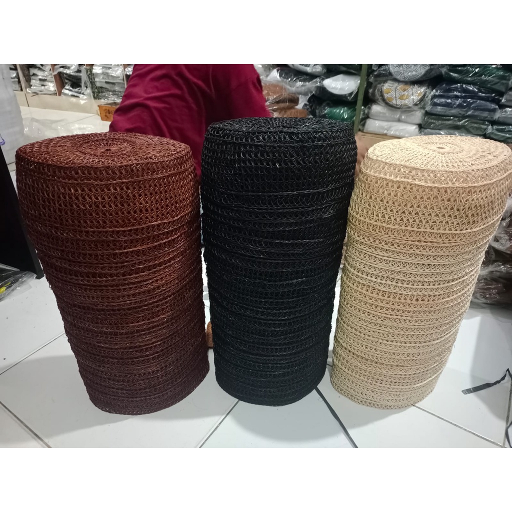 Peci Rotan Kalimantan / Peci Rotan / Peci Akar Rotan /Kopiah / songko / free packing kardus