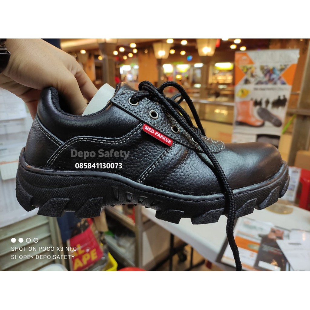 Sepatu Safety Red Parker P181 Original - Safety Shoes Red Parker P181 BERKUALITAS