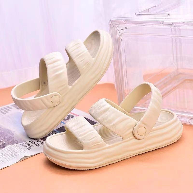 Sendal Slop JISOO Wanita Anti Slip Ringan Nyaman Stylish Sandal Slip On Fashionable Indoor Outdoor Comfortable Terbaru