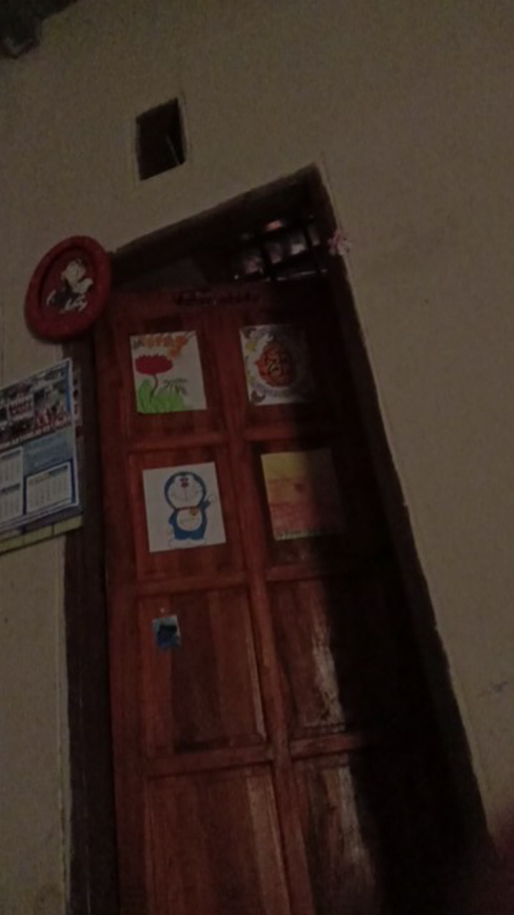 Mama Lemon Sabun Cairan Pencuci Piring Gelas Dan Wadah Plastik 780 Ml