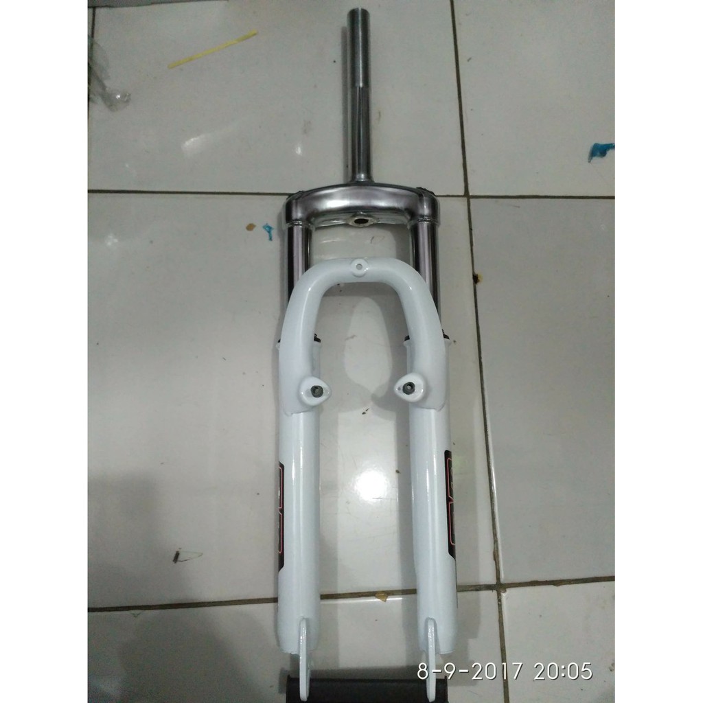 SALE Fork MTB 26 evo ukuran standar putih