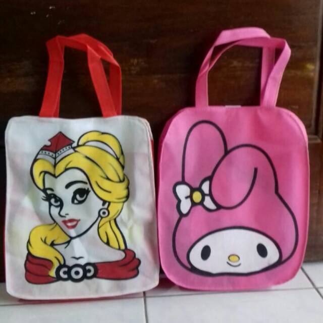 Tas souvenir ultah anak model kepala tenteng