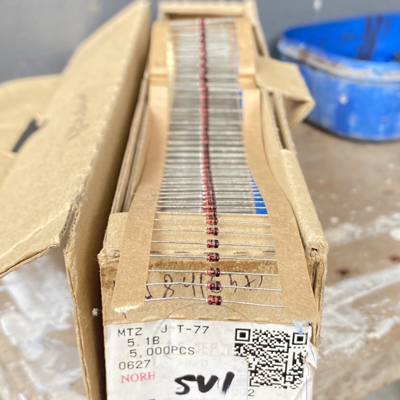 10pcs dioda zener 5v1 1/2watt stock lama