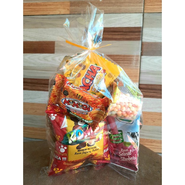 

Snack Ulang Tahun / Jajanan Ultah / Snack Murah