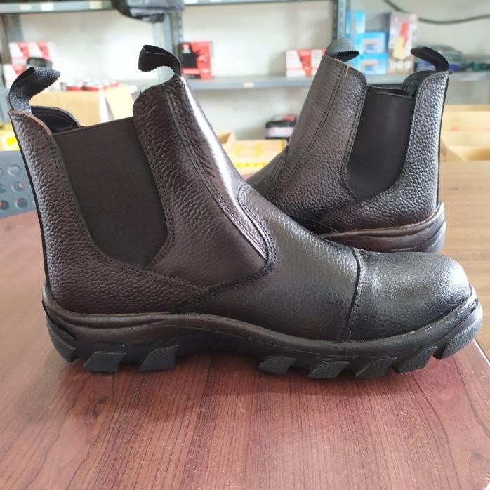 SEPATU SAFETY / SAFETY SHOES / SAFETY BOOTS / SEPATU APD - 39
