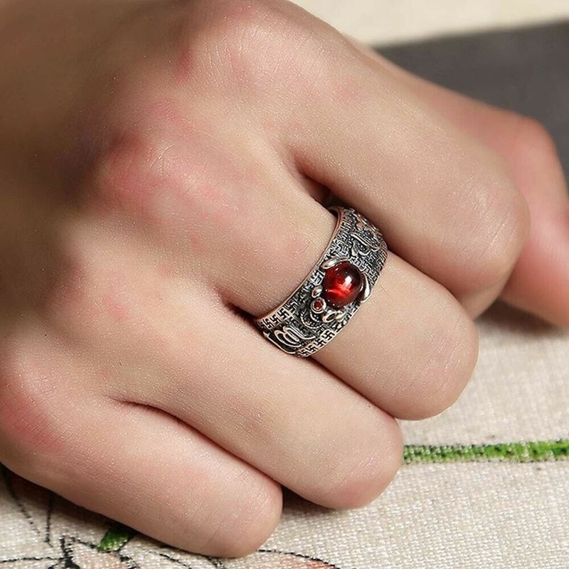 Cincin Lapis Silver Hias Ukiran Batu Permata Merah Gaya Vintage Untuk Pria Dan Wanita