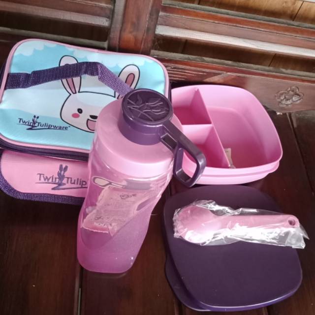 Paket kids mealset dan splash bottle tulipware