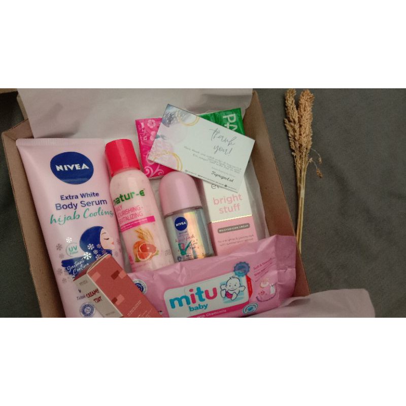 Gift box/Snack Box