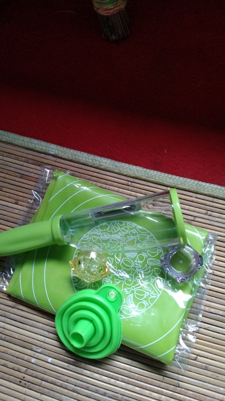 Pisau Pengupas Kulit Buah Tabung / Pisau Kupas Buah Dan Sayur Model Gelas / Stainless Peeler