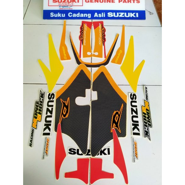 sticker striping lis tempelan bodi satria 2 tak 120 ru lumba petsk kotak kebo merah putih 2000 - 200