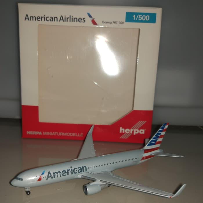 Herpa 1:500 American B767300winglet