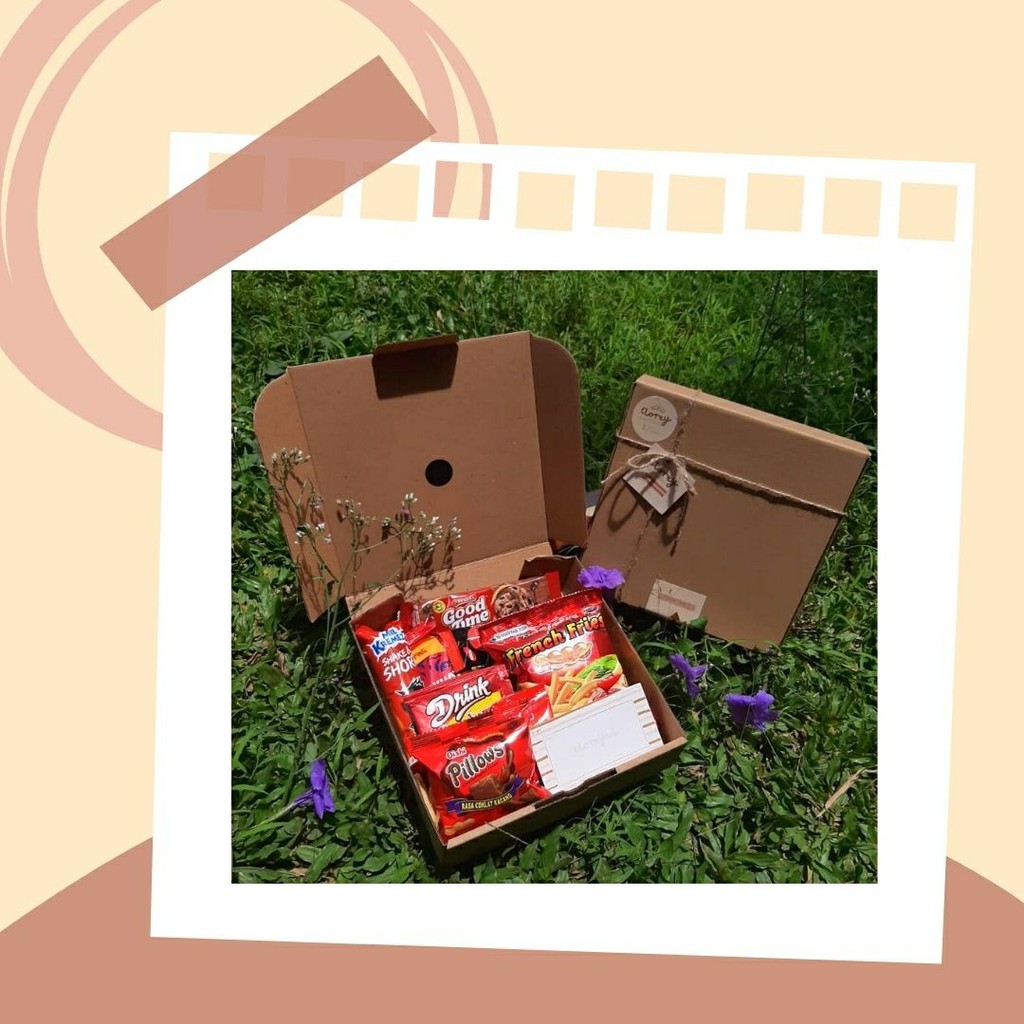 

Hampers Snack// Gift Box//Kado Birthday, Anniversary, Wisuda, Sempro