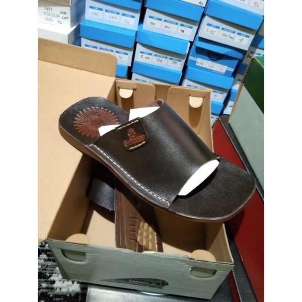 SANDAL KULIT ASLI UNTUK PRIA BERKUALITAS TINGGI