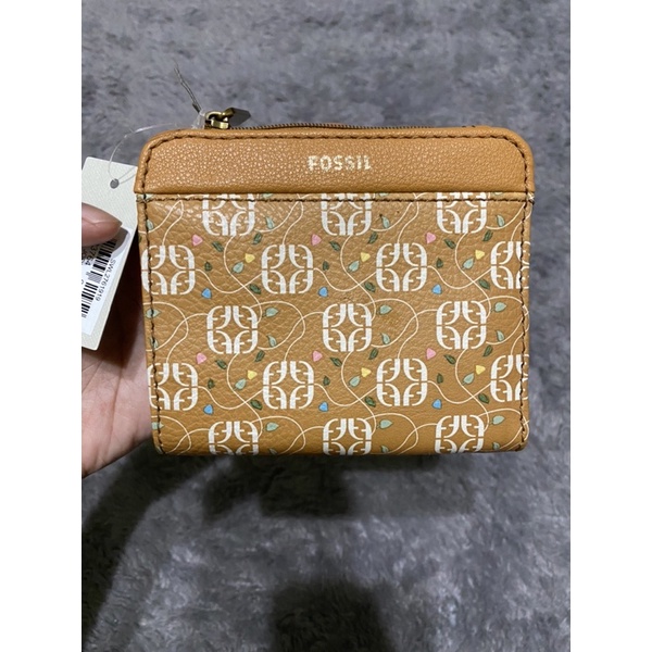 Dompet Fossil second