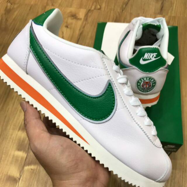 nike x stranger things harga