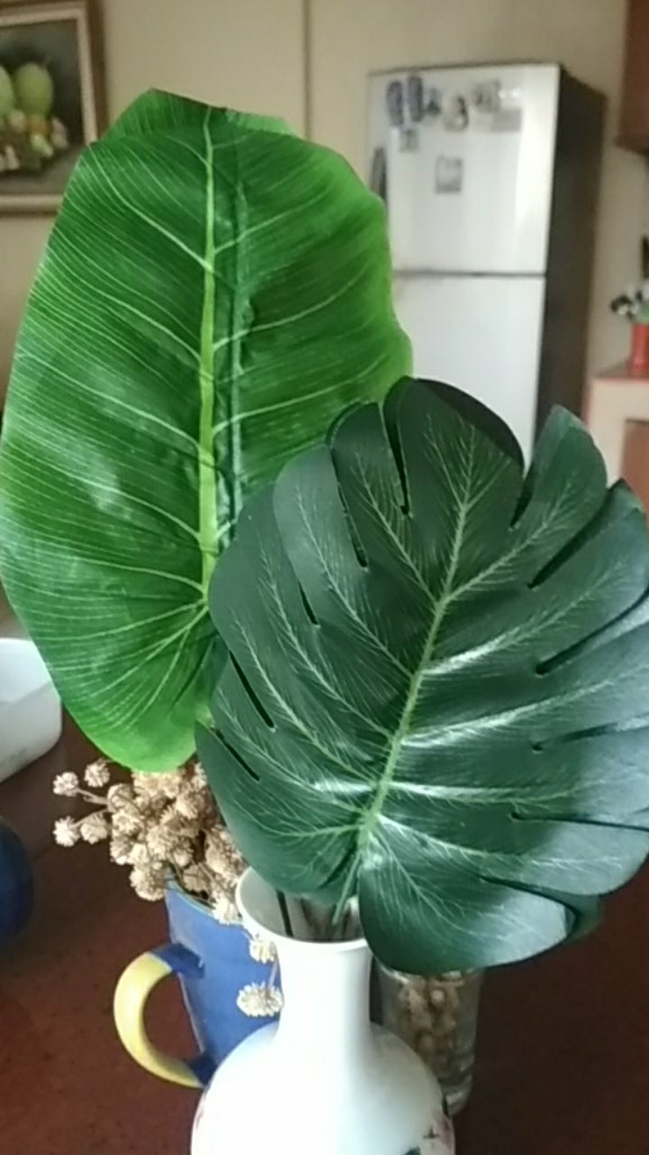 Daun Pisang Artificial / Tanaman Hias Sintetis Plastik Imitasi / Sahbby Chic Untuk Dekorasi Toko