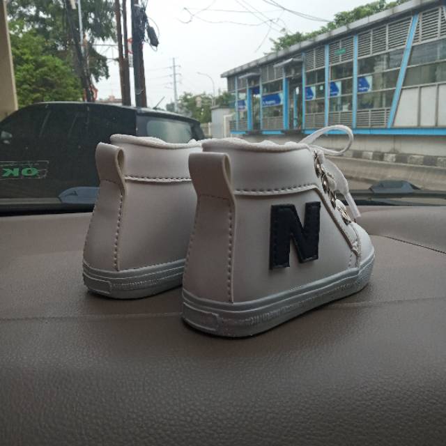 Dts sepatu boots anak super star