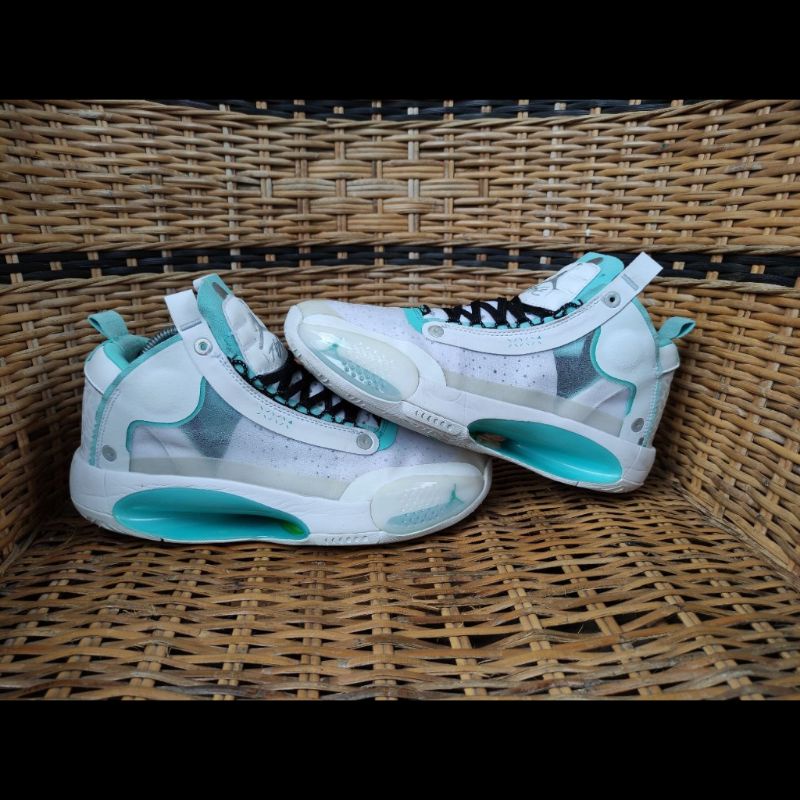 AIR JORDAN 34 SNOW LEOPARD GREEN WHITE