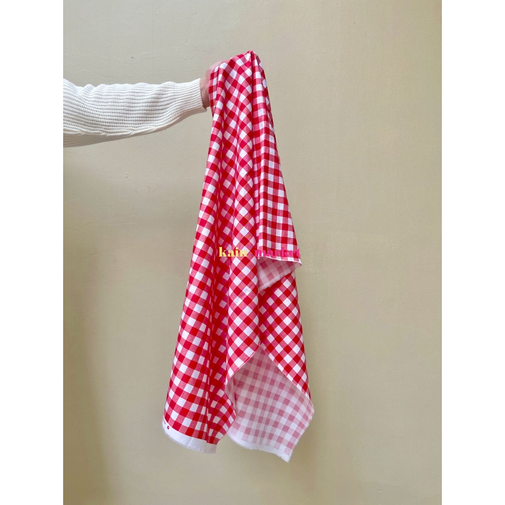 1/2 Meter Kain Katun Jepang RED MERAH Motif Kotak Besar 1 cm 1cm Tokai Senko / Meter Roll Grosir Ece