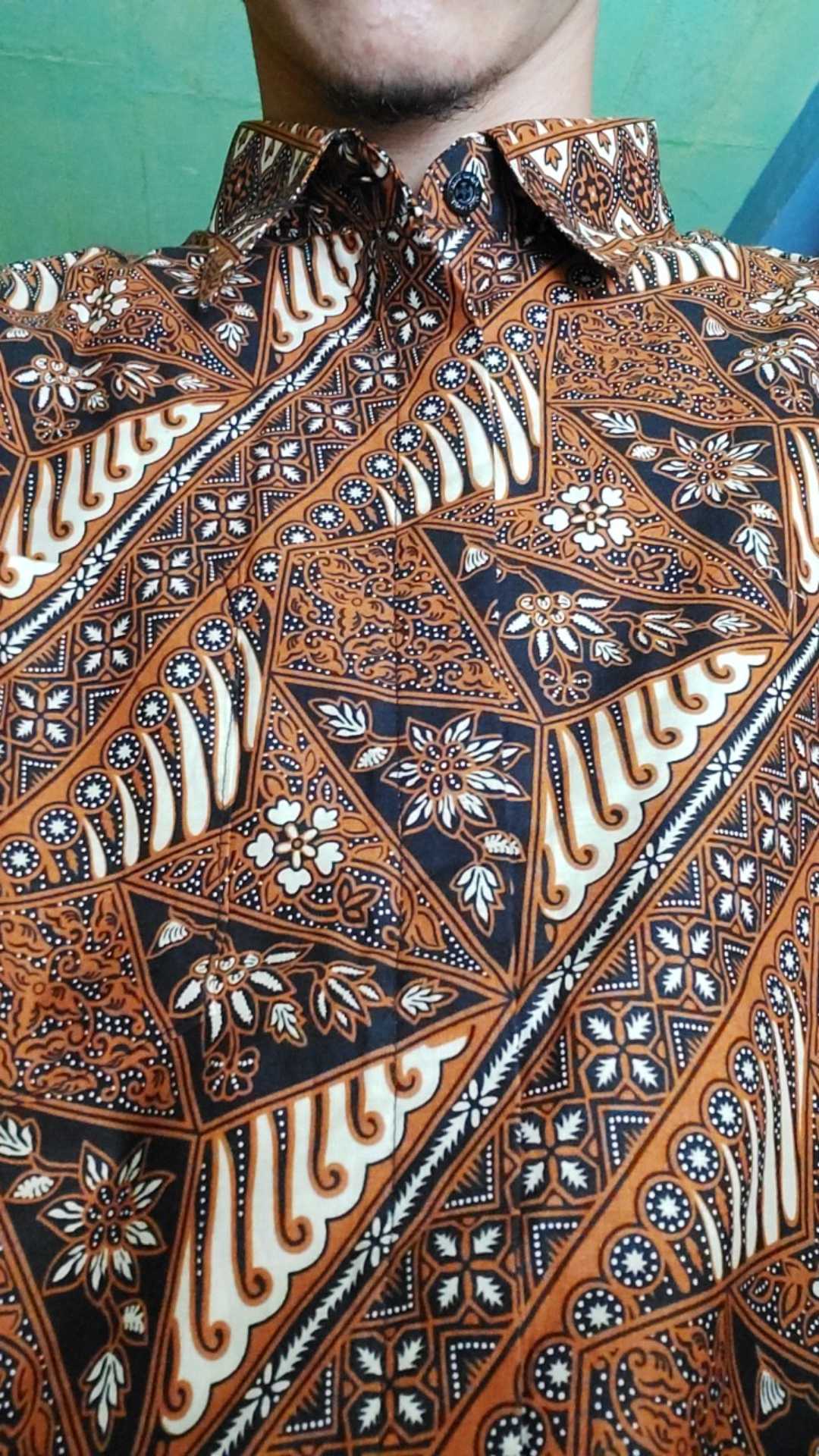 Arjuna Weda Kemeja Batik Parang Segitiga