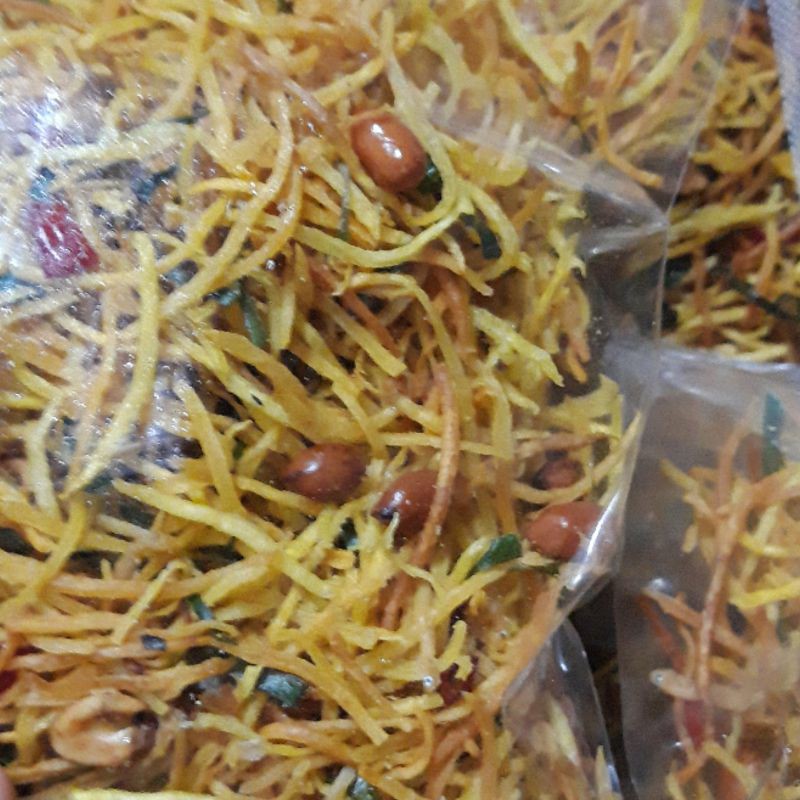 

Serundeng Ubi Padang [minimal order 5 pcs]