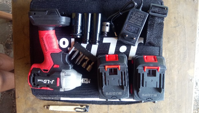 Jld Tool 48v Untuk Buka Dan Pasang Baut Roda