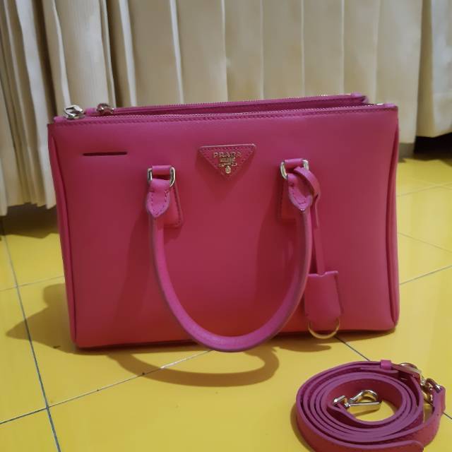 prada saffiano pink