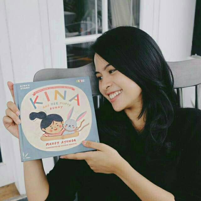 KINA AND HER FLUFFY BUNNY - MAUDY AYUNDA