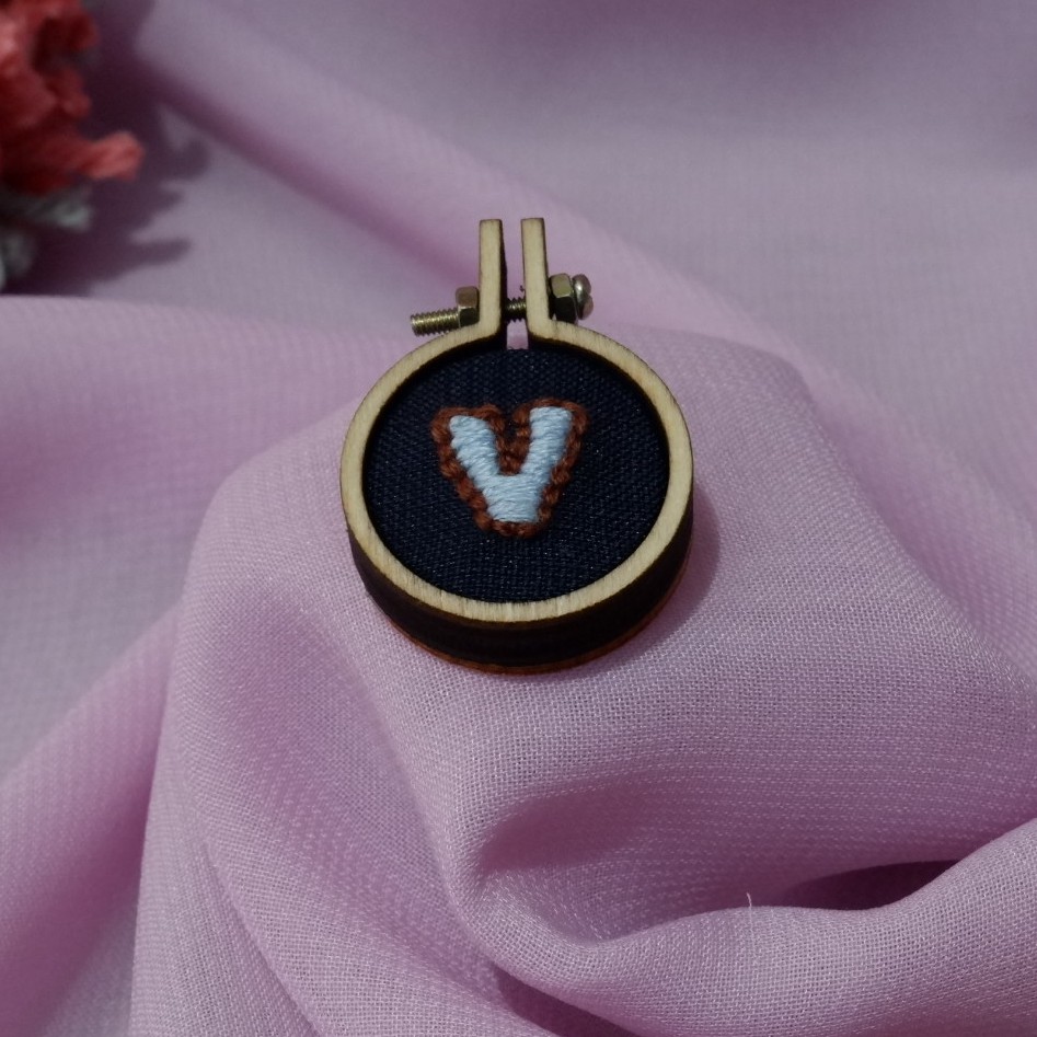 Hoop Hand Embroidery Brooch Custom Letter V (Bros Sulam Handmade Custom Huruf V) on Navy