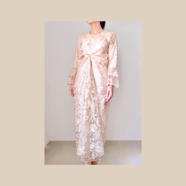 Vivre Dress Cream Champagne