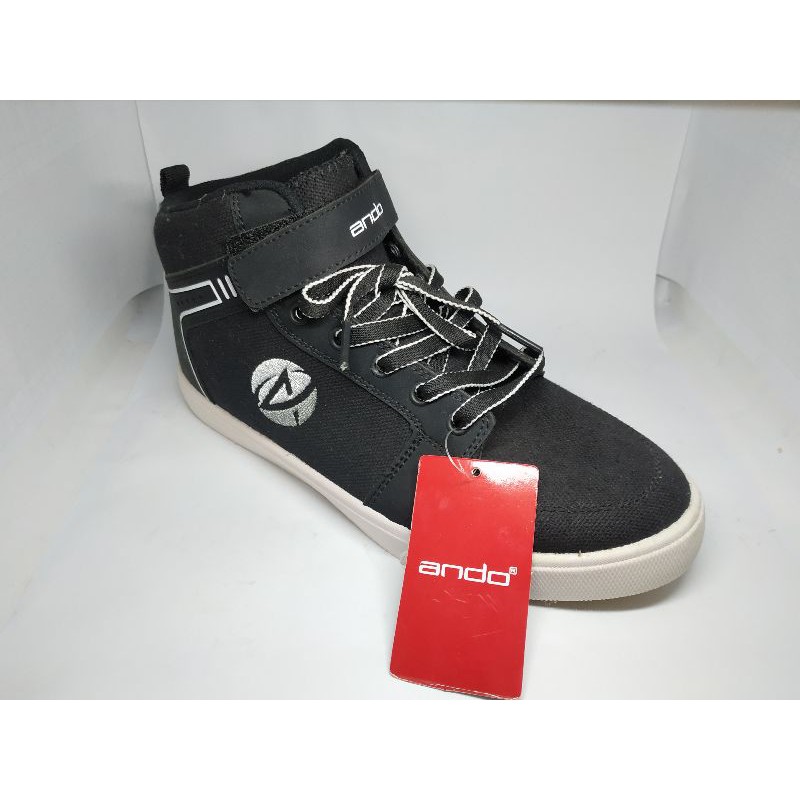 Sepatu Sneakers ando