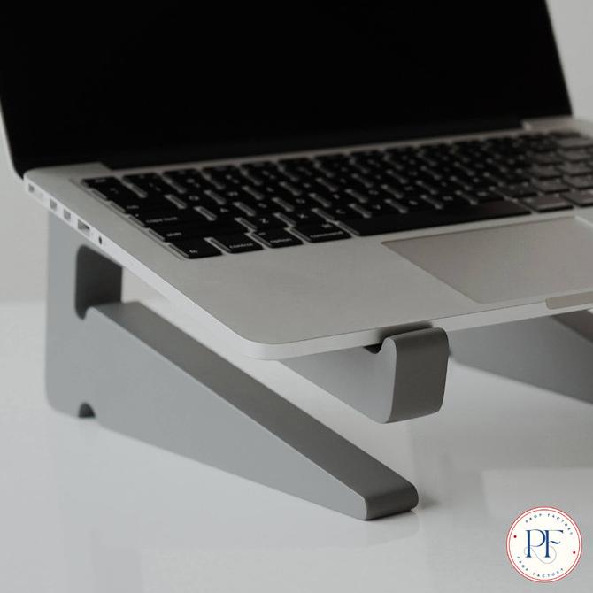 Laptop stand kayu. Puzzle laptop stand. Wooden laptop stand