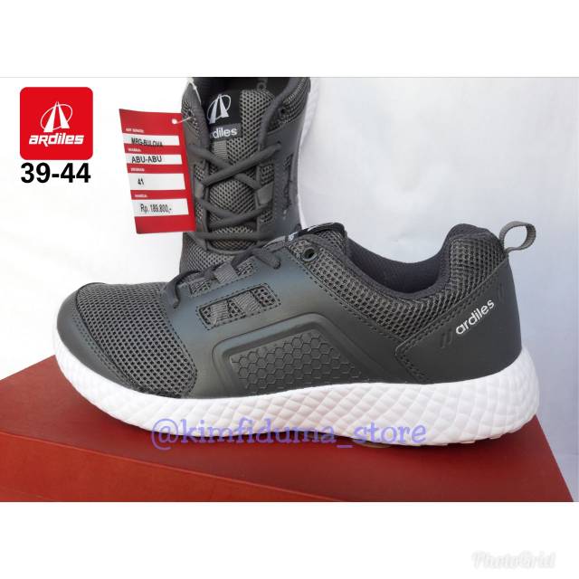 sepatu sport running ardiles bulova original size 39-44 abu-abu