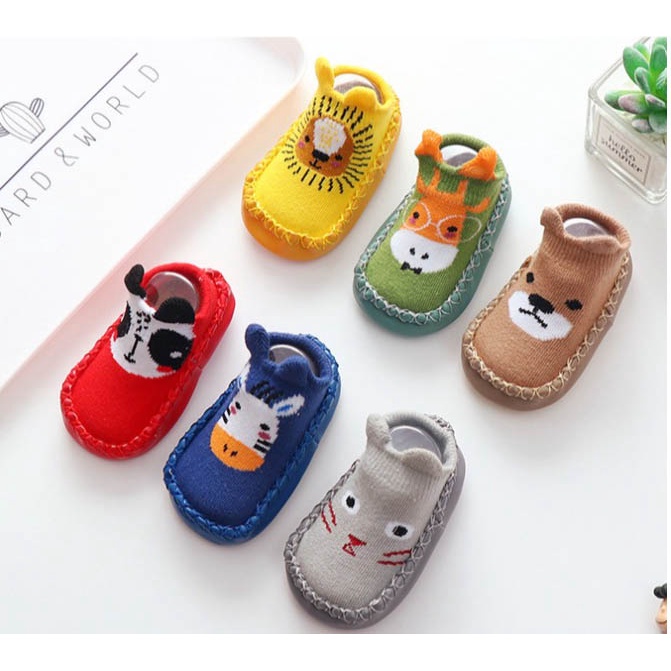 Sepatu prewalker anak bayi kaos kaki lantai dengan antislip moccasins