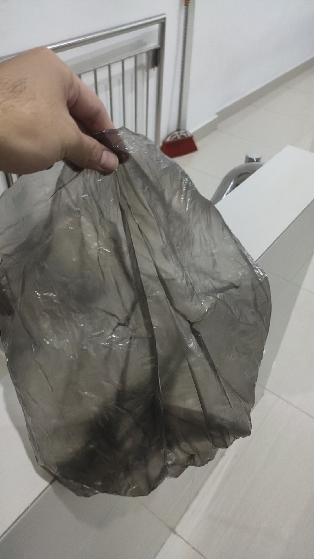 Rw007 Kantong Plastik Sampah Rumah Tangga Isi 5 Roll/150 Lembar
