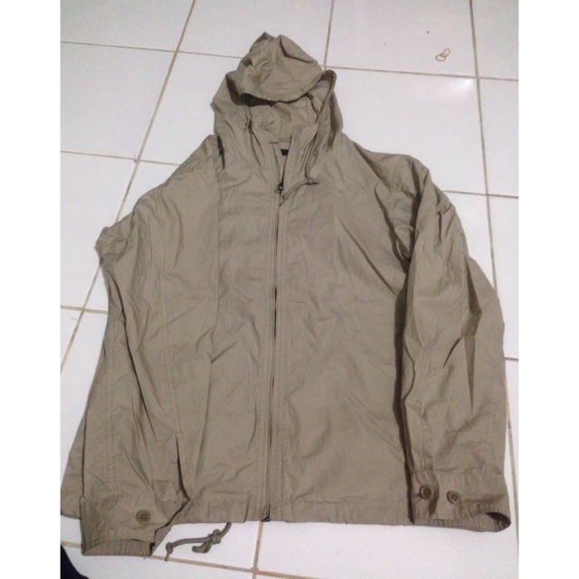 Jaket parka uniqlo