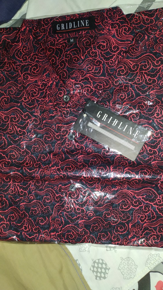 [gridline - R101 White Grey] Kemeja Batik Pria Katun Lengan Pendek Regular Modern