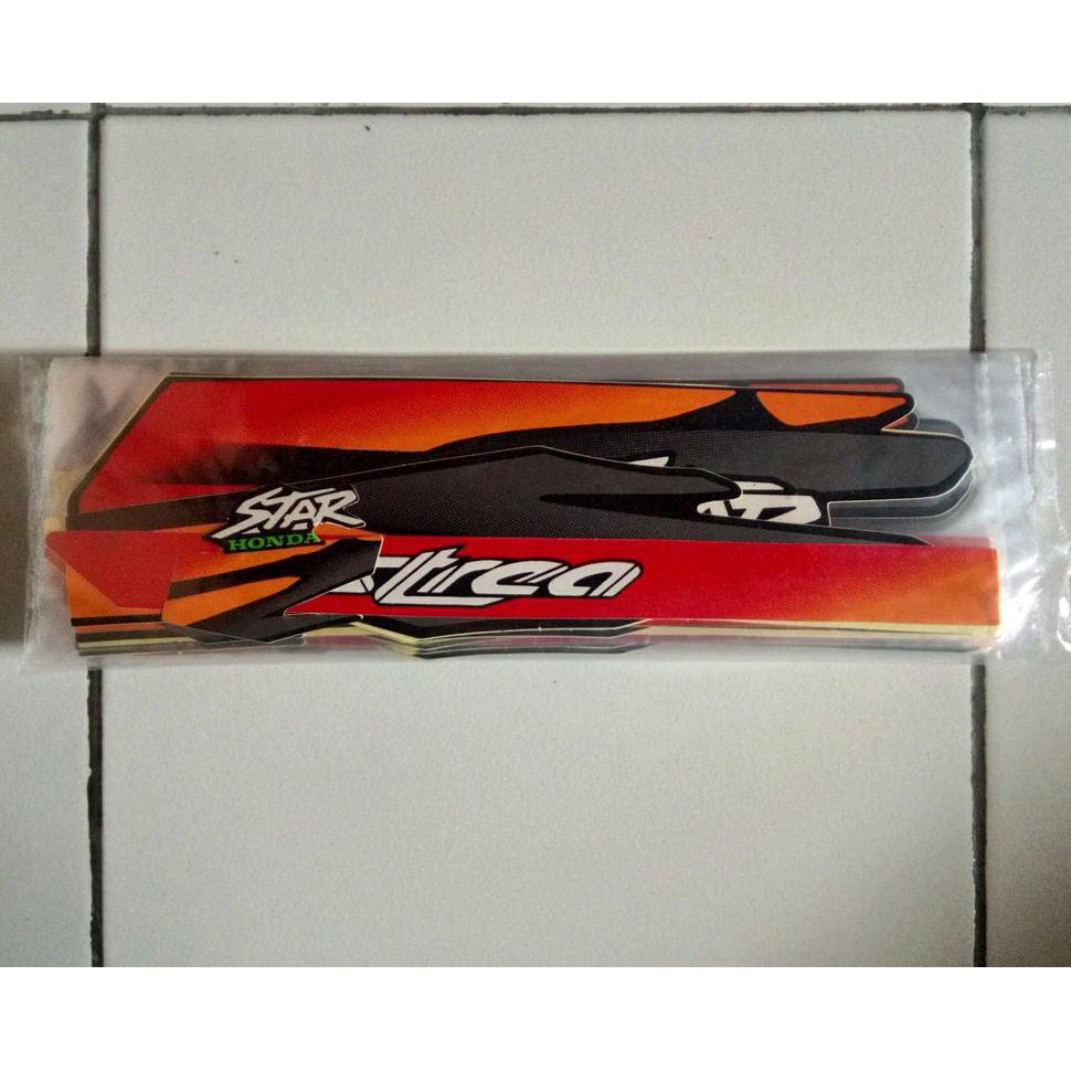 Aksesoris Striping Stiker Lis Standar Motor Honda Astrea Star 97 - 1997 - Merah - 2