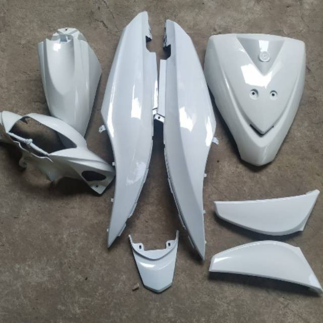 Body halus mio j,putih