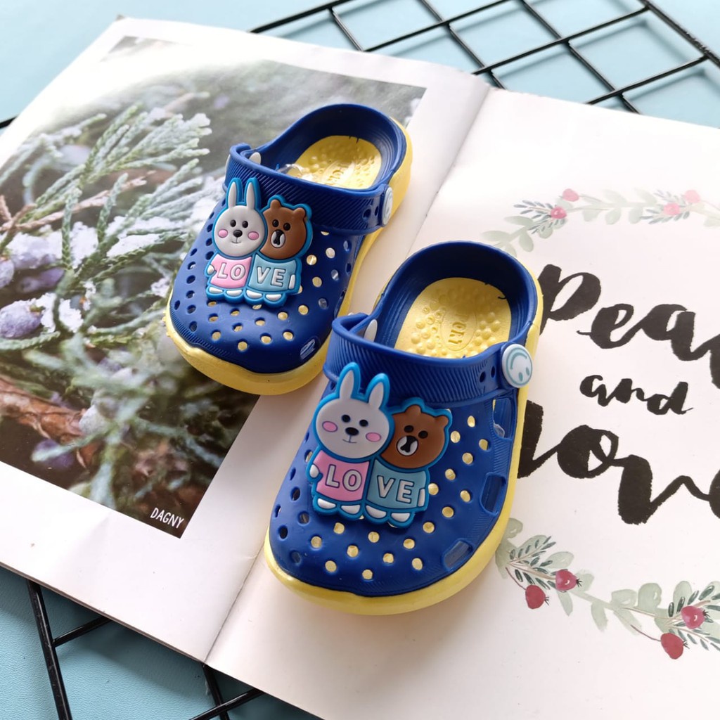 HappyOliver WHITE BEAR PAO2 Sepatu Sandal Anak Laki Laki Perempuan Bahan Karet Model Lucu 0-5 Tahun Import